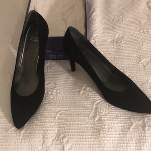 Stuart Weitzman Mimi Black Suede pumps
